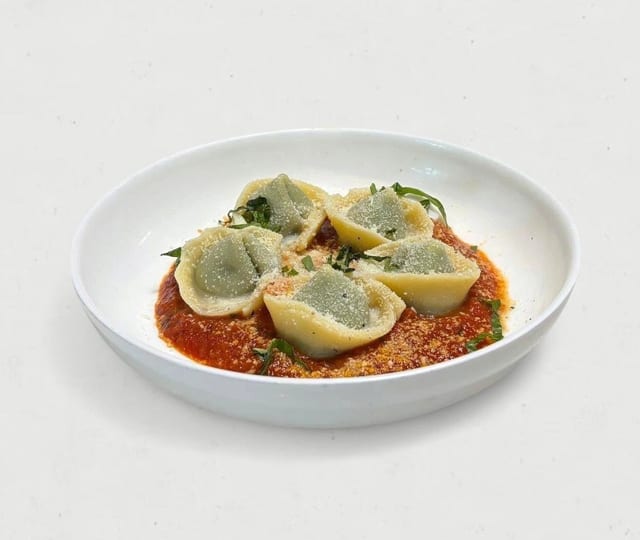 Tortellini Marinara.