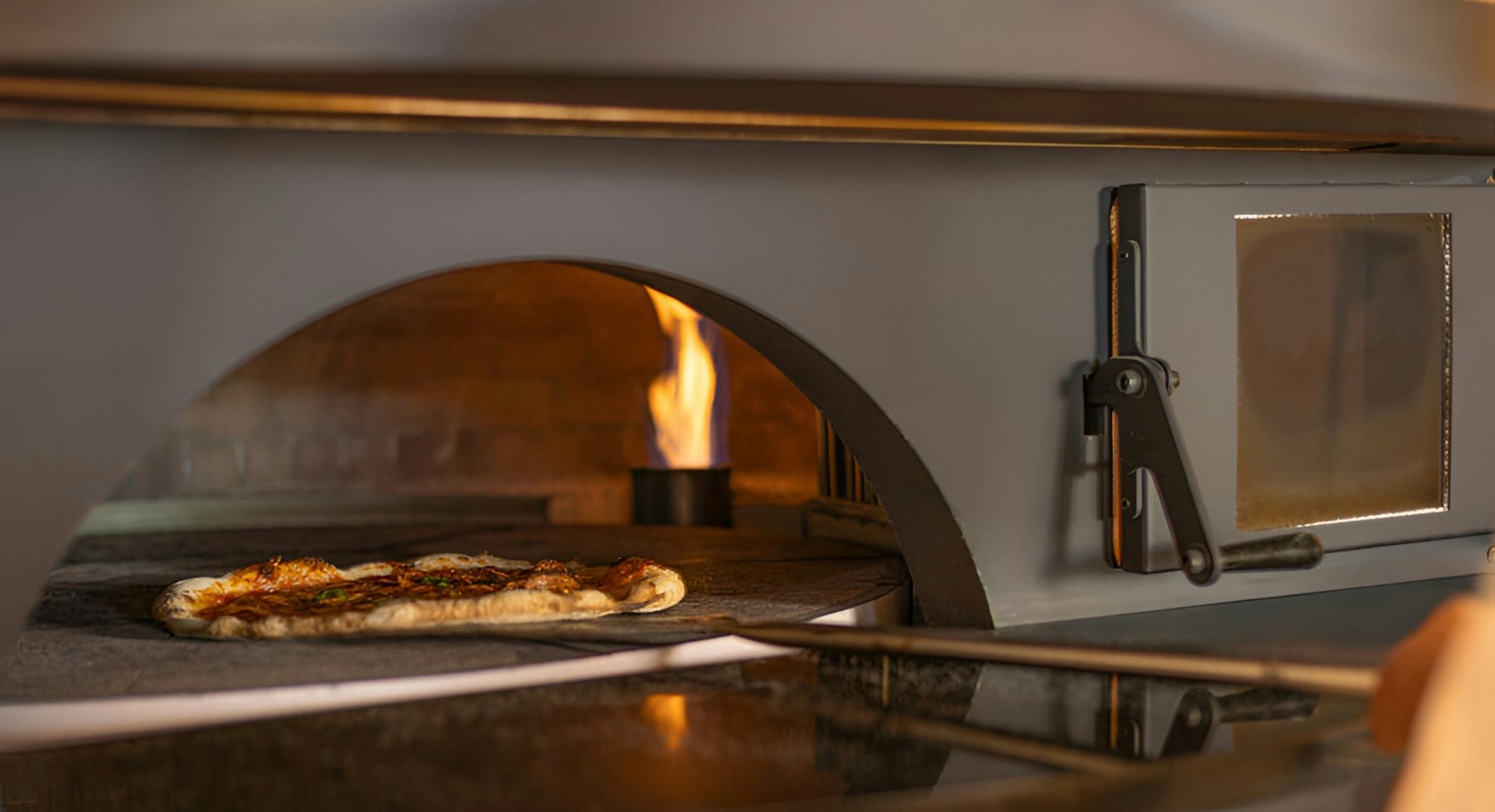 Real Italian Warmth, Every Visit