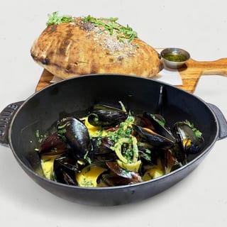 Roasted Angry Mussels